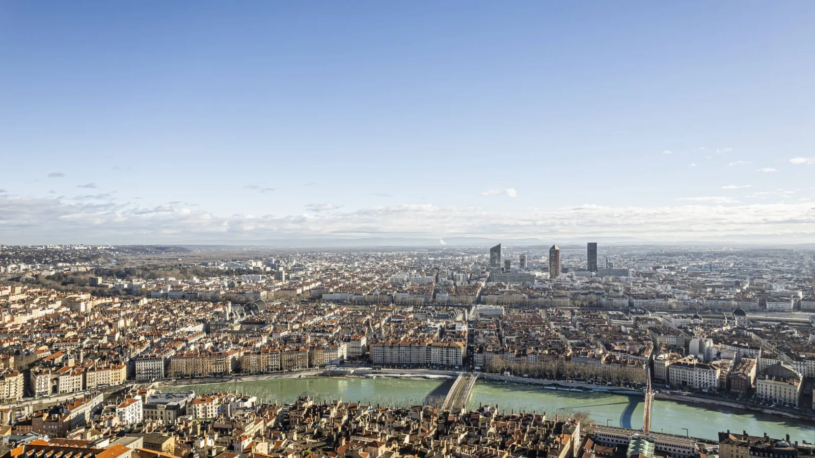 Vue aérienne de Lyon et de la Saône